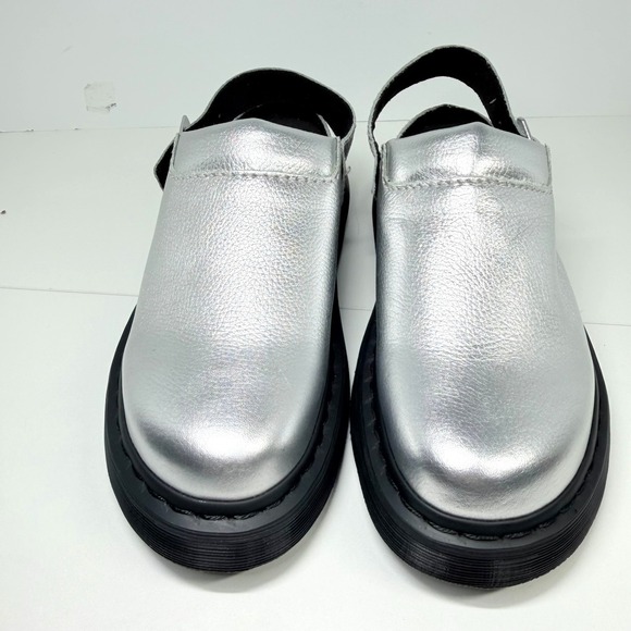 Dr. Martens Laketen Womens 9 Silver Metallic Leather Slingback Clogs Mules NEW - Picture 2 of 7